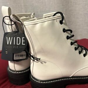 Forever 21 White Lace-Up Combat Boots